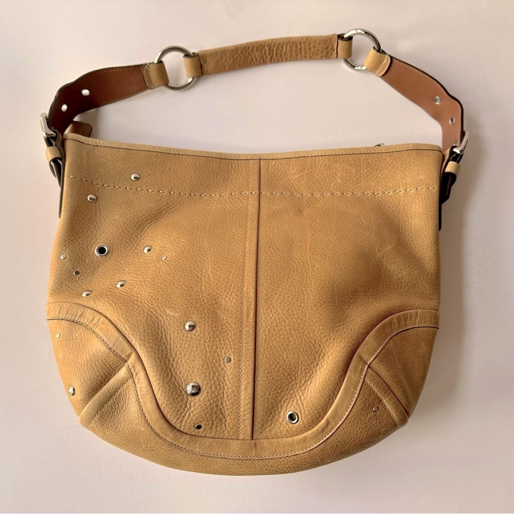 ⚡️⚡️Vintage Coach never used leather bag. Gold tone/luggage tan. NWOT